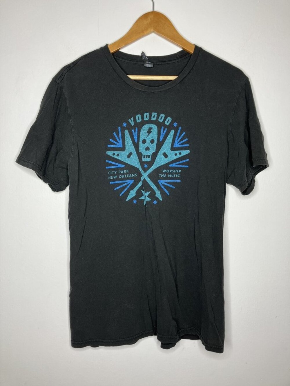Voodoo Fest 2017 New Orleans T-Shirt Men's Large Kendrick Lamar Foo Fighters